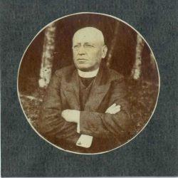 tab1