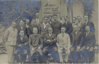 tab1