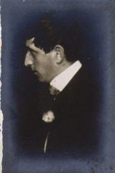 tab1