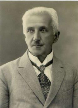 tab1